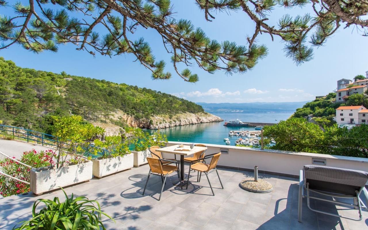 Seafront Apartment With Amazing Seaview Vrbnik Exterior foto