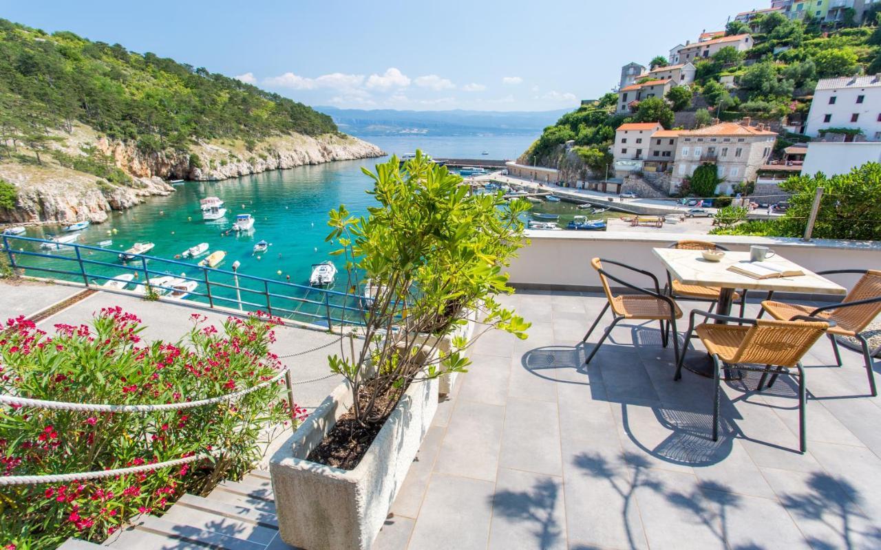 Seafront Apartment With Amazing Seaview Vrbnik Exterior foto